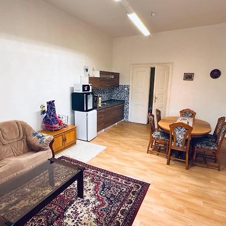 Apartman Alesta Bruntál מראה חיצוני תמונה