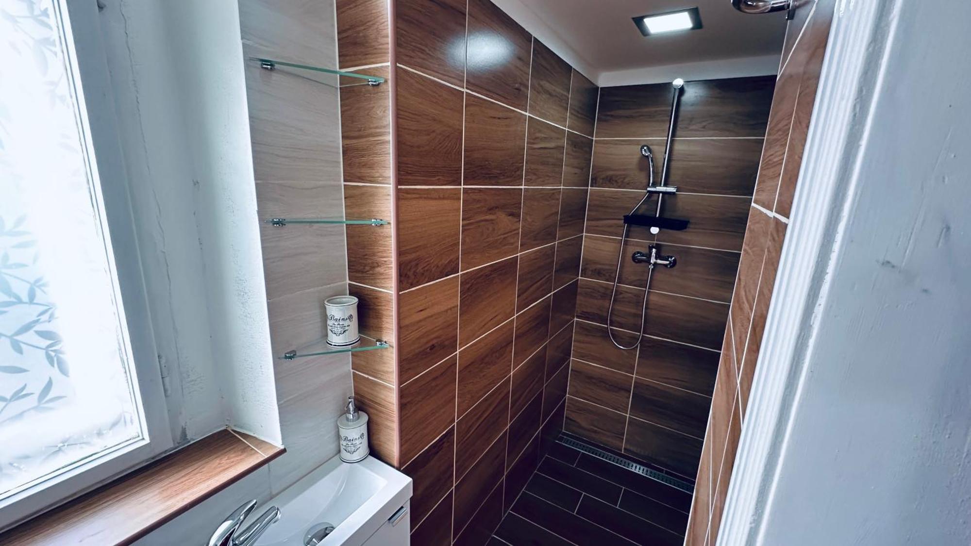 Apartman Alesta Bruntál מראה חיצוני תמונה